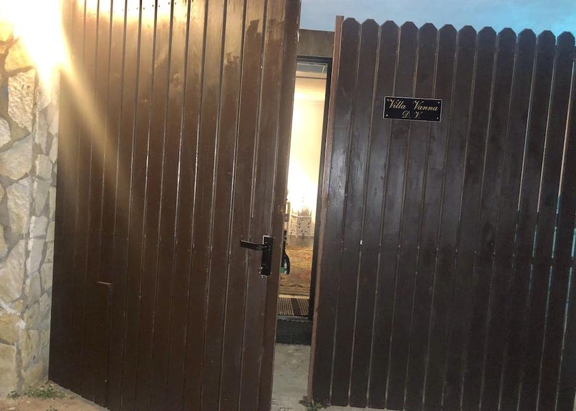 Sicily Carini Entrance