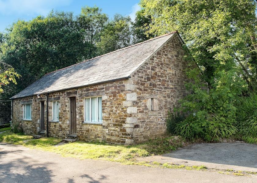 England Looe Exterior Detail