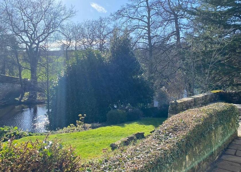 England Hope Valley Property Grounds