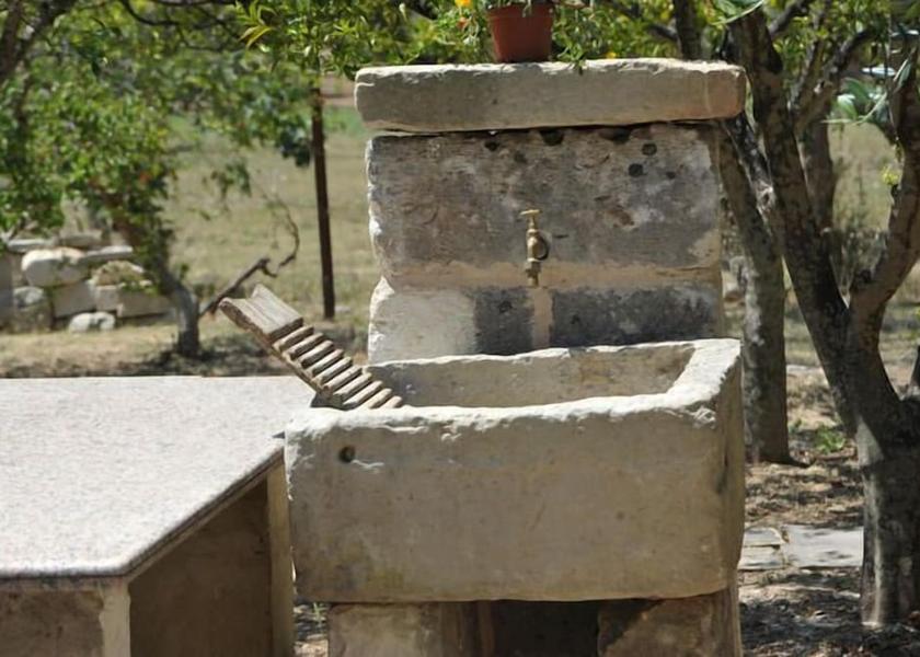 Puglia Giurdignano Exterior Detail