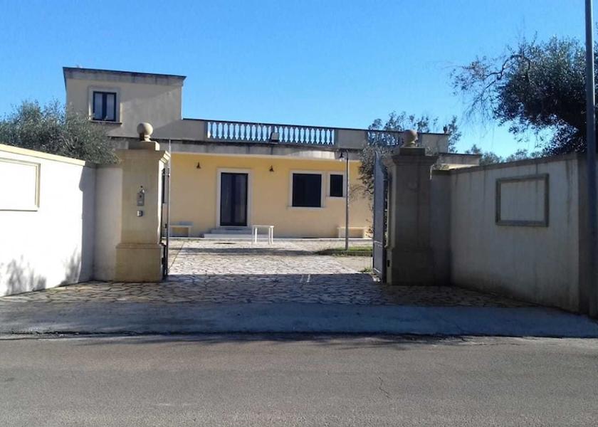 Puglia Giurdignano Entrance