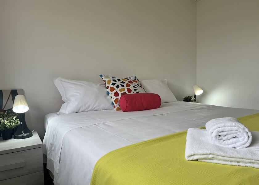 Lombardy Pero Room