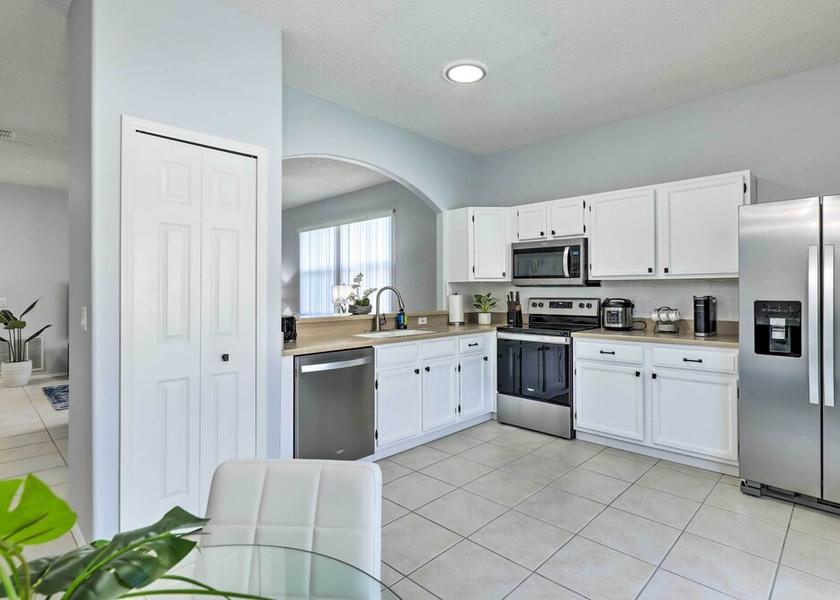 Florida Riverview Interior Entrance