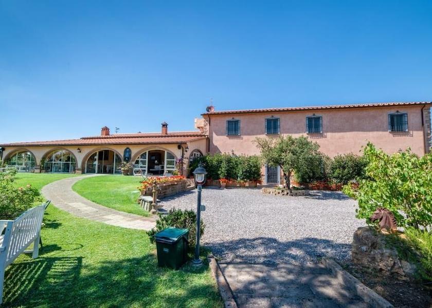 Tuscany Gavorrano Exterior Detail