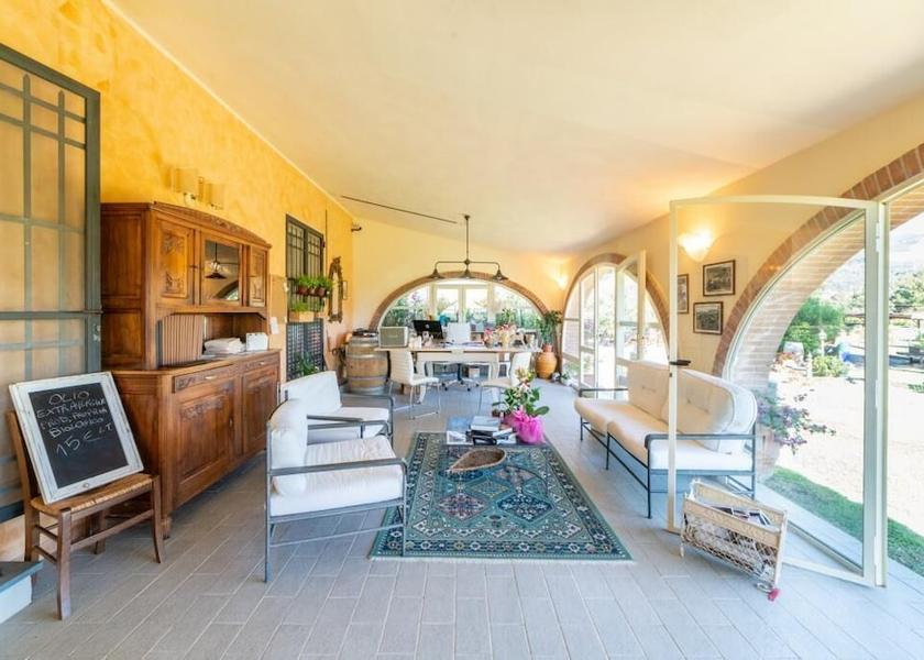 Tuscany Gavorrano Interior Entrance