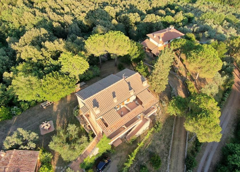 Tuscany Gavorrano Exterior Detail