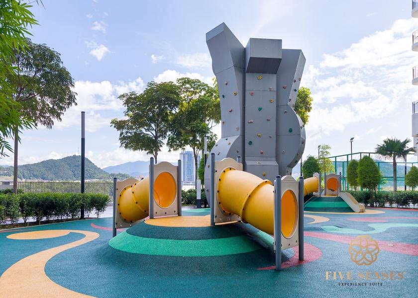 Children's play area - outdoor