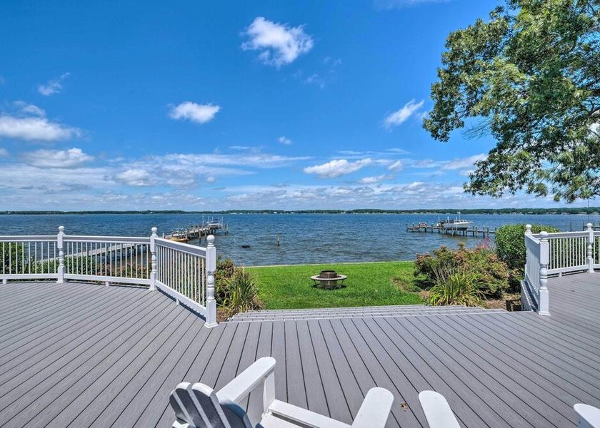 Maryland Leonardtown Interior Entrance
