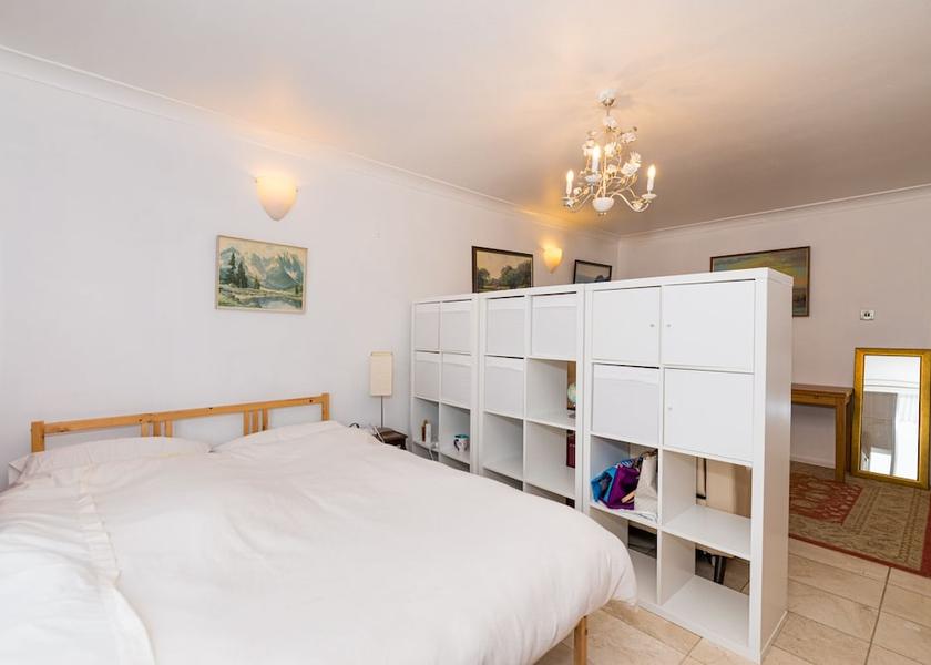 England Barnet Room