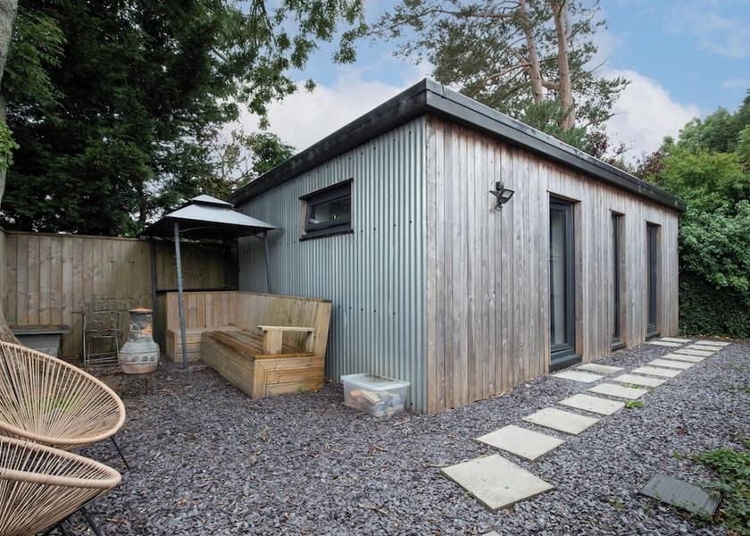 Wales Haverfordwest Property Grounds