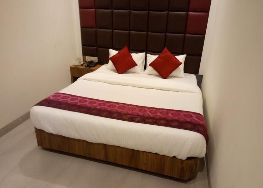Maharashtra Navi Mumbai Deluxe Room