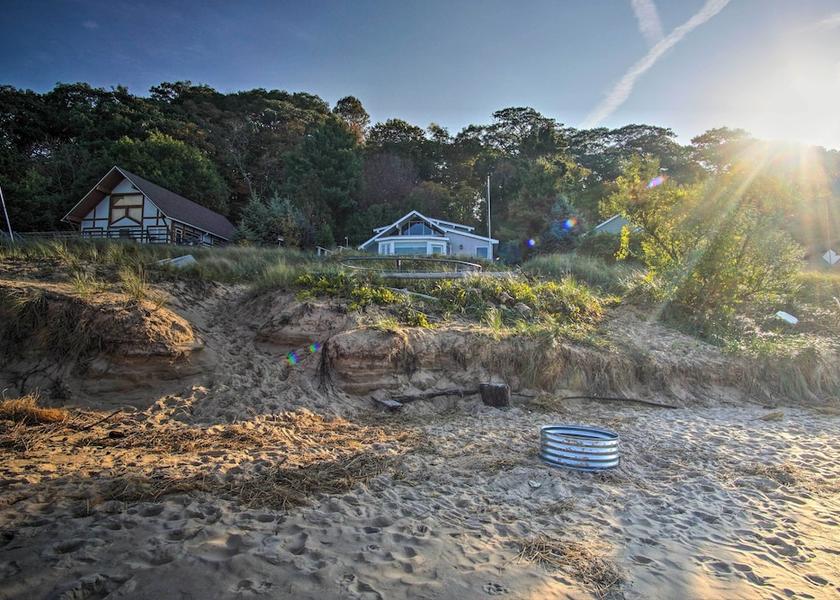 Michigan Montague Interior Entrance