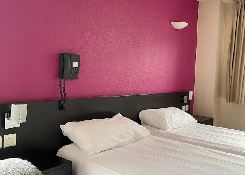 Occitanie Ax-les-Thermes Room