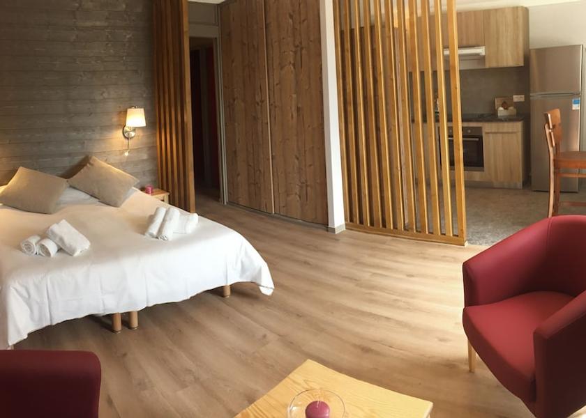 Occitanie Ax-les-Thermes Room