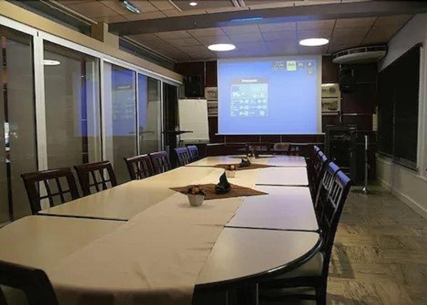 Occitanie Port-la-Nouvelle Meeting facility