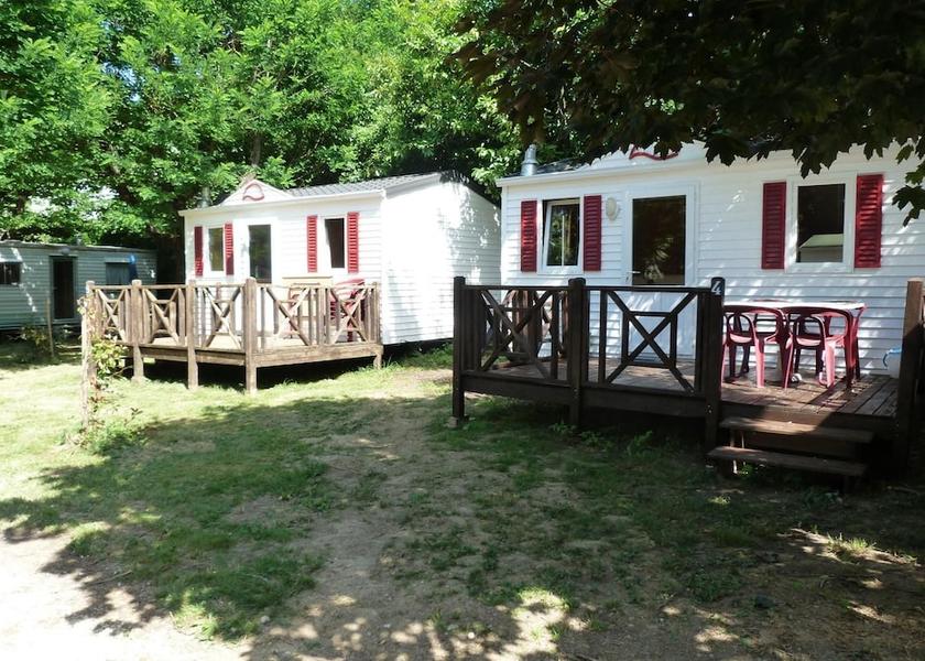 Auvergne-Rhone-Alpes Grospierres Terrace