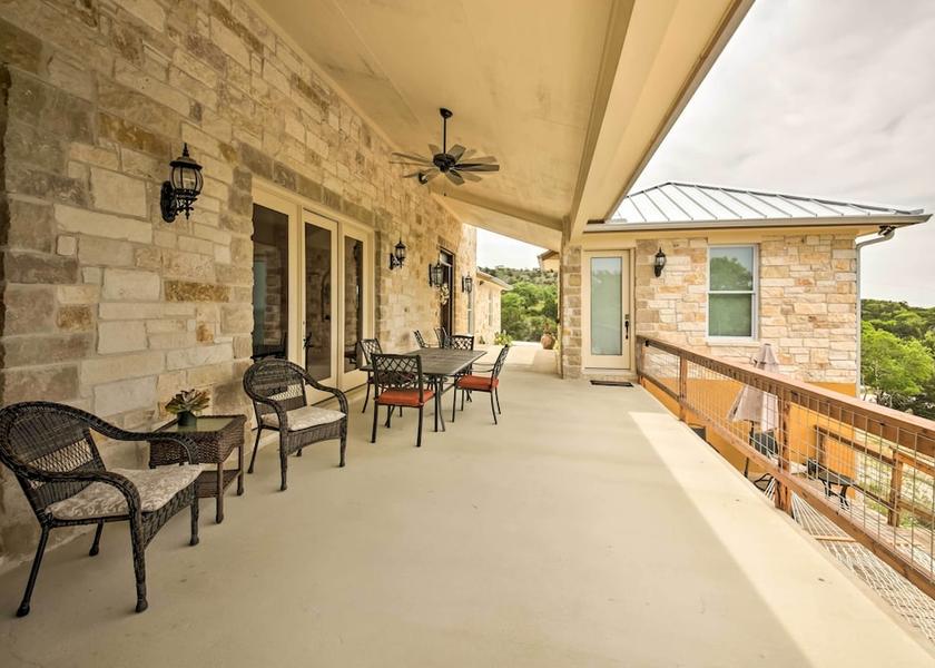 Texas Wimberley Interior Entrance