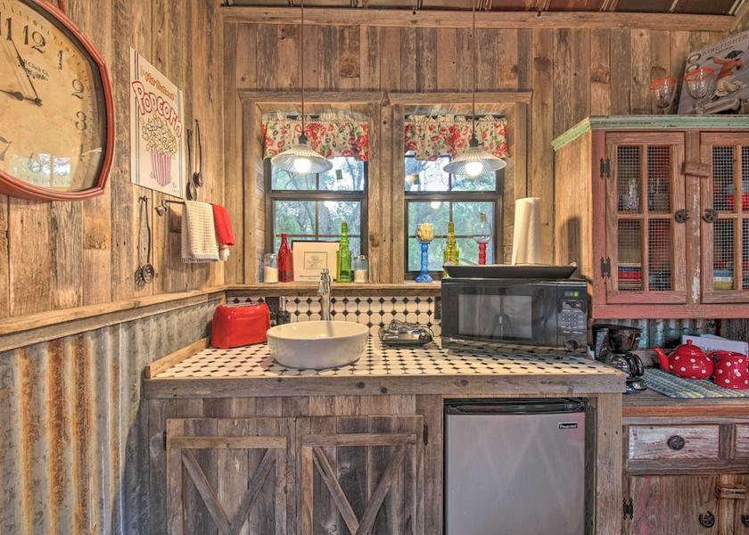 Texas Wimberley Interior Entrance