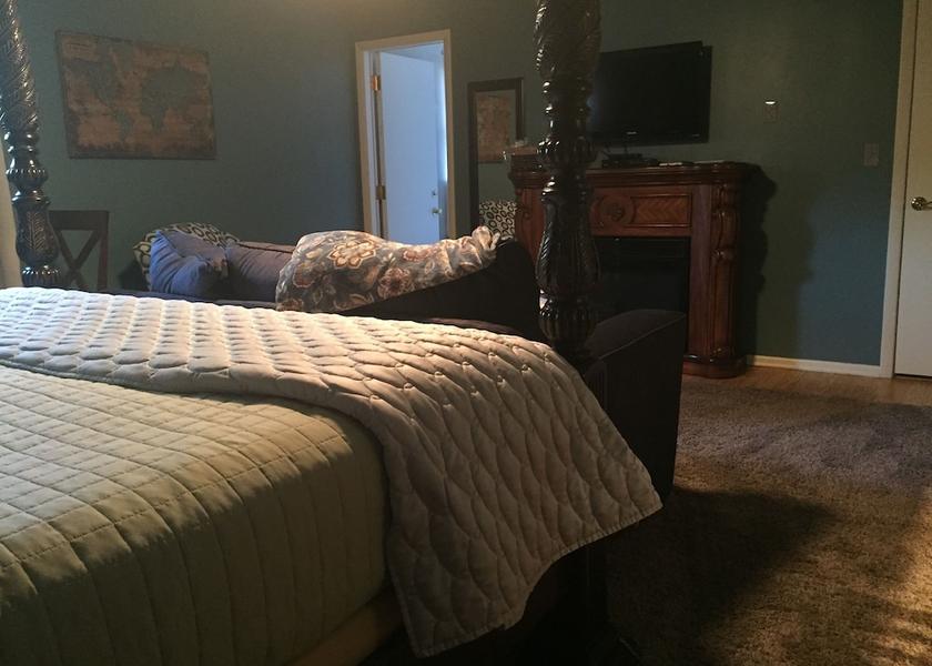 Missouri Hermann Room