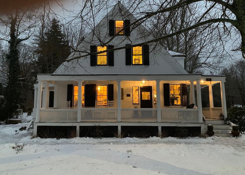 Massachusetts Yarmouth Port Facade