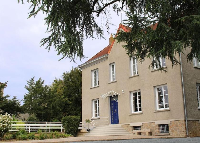 Pays de la Loire Les Epesses Facade