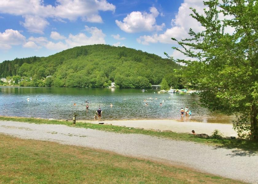 Occitanie La Salvetat-sur-Agout Lake