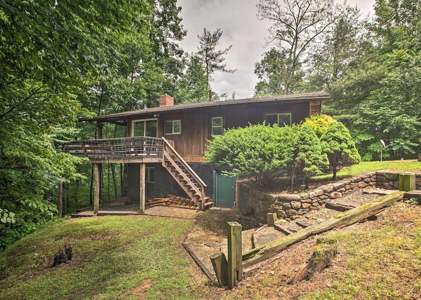 Virginia Stanardsville Interior Entrance