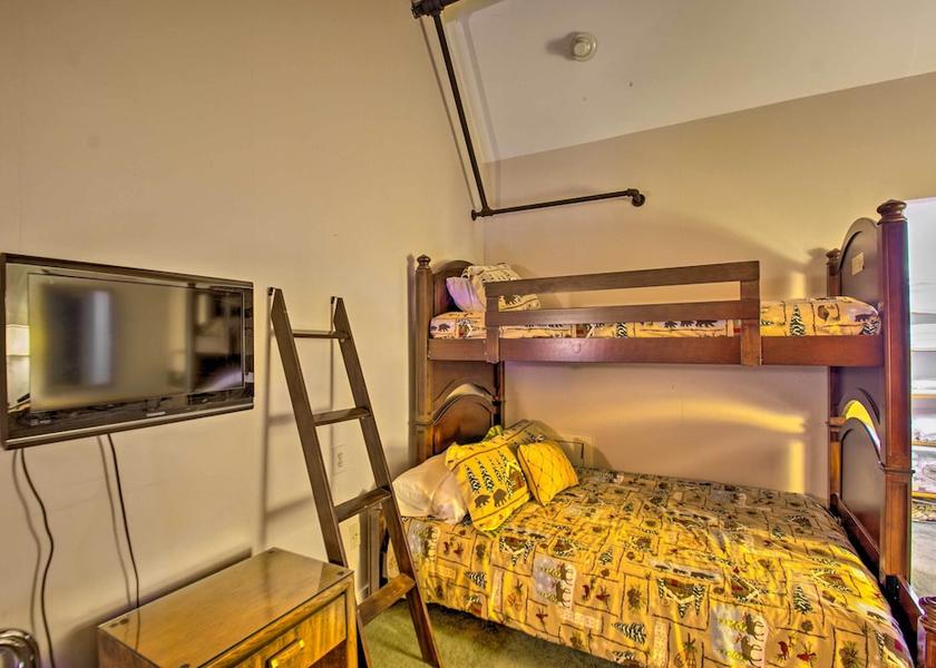 Virginia Nellysford Interior Entrance