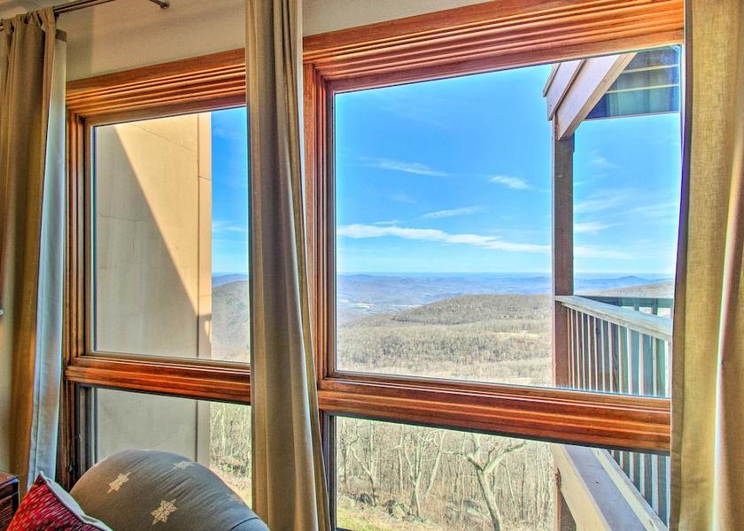 Virginia Nellysford Interior Entrance