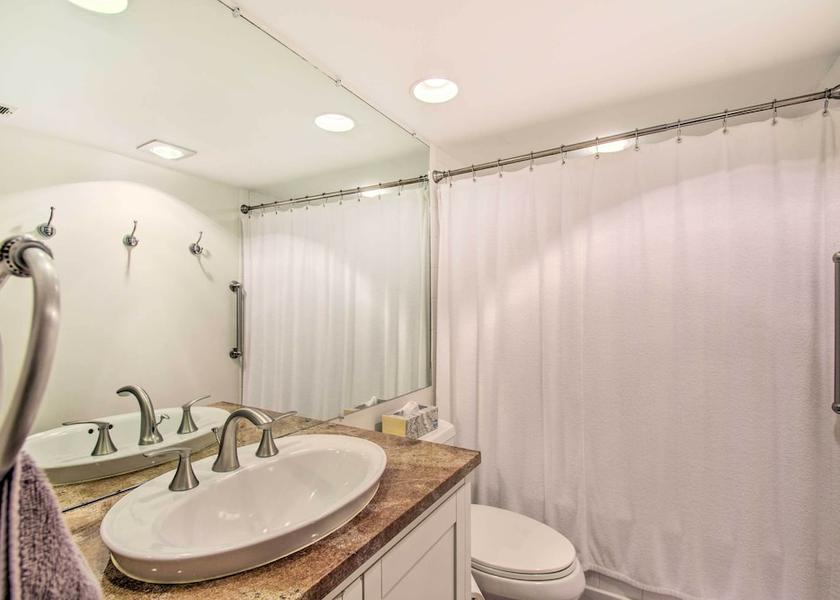 Virginia Nellysford Interior Entrance