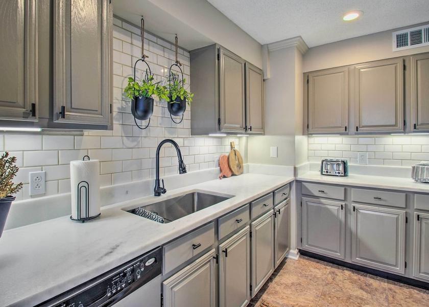 Virginia Nellysford Interior Entrance