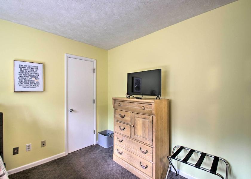 Virginia Nellysford Interior Entrance