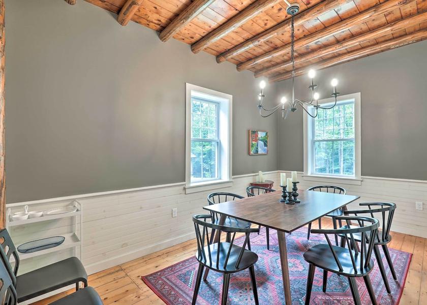 New Hampshire Jaffrey Interior Entrance