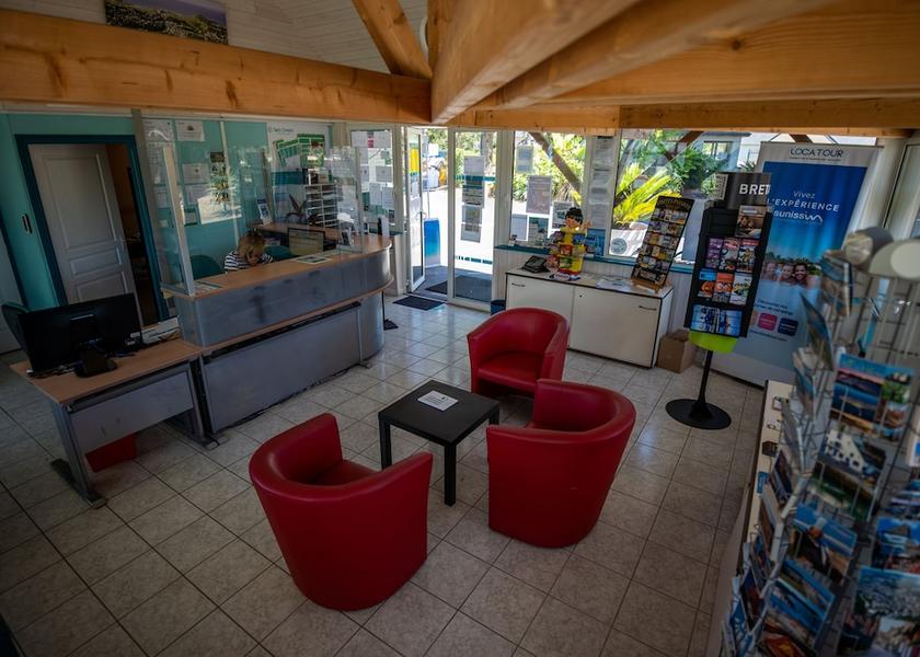 Brittany Saint-Briac-sur-Mer Reception