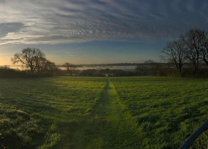 Wales Kilgetty Property Grounds