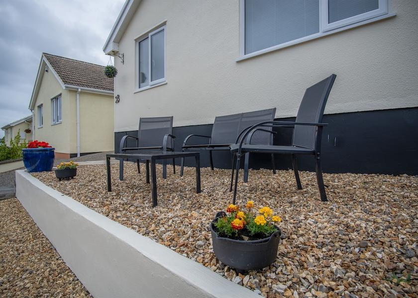 Wales Kilgetty Facade