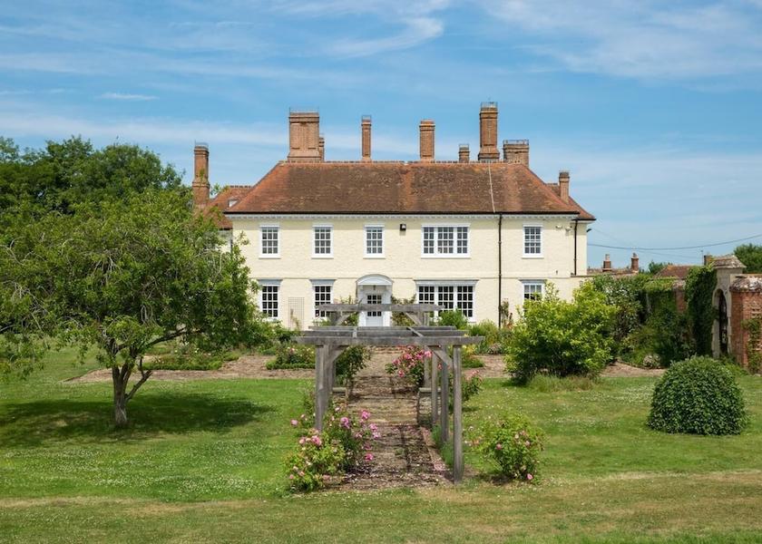 England Devizes Exterior Detail