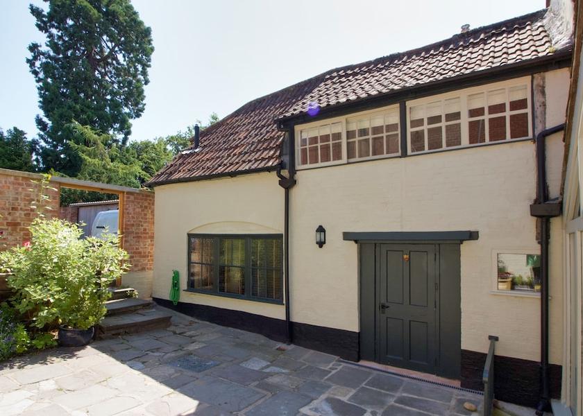 England Devizes Exterior Detail