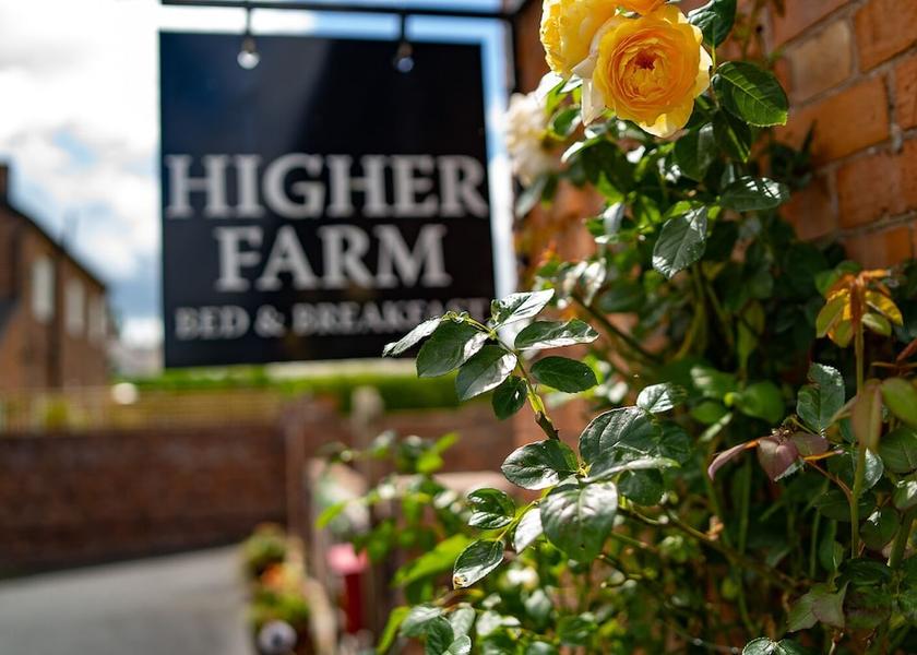 England Malpas Exterior Detail