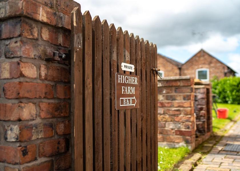 England Malpas Exterior Detail