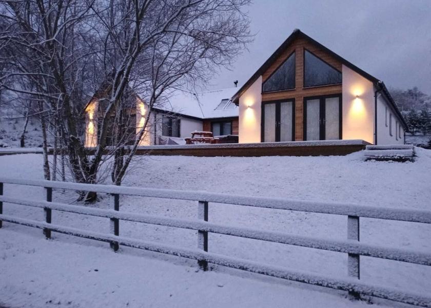 Scotland Spean Bridge Exterior Detail