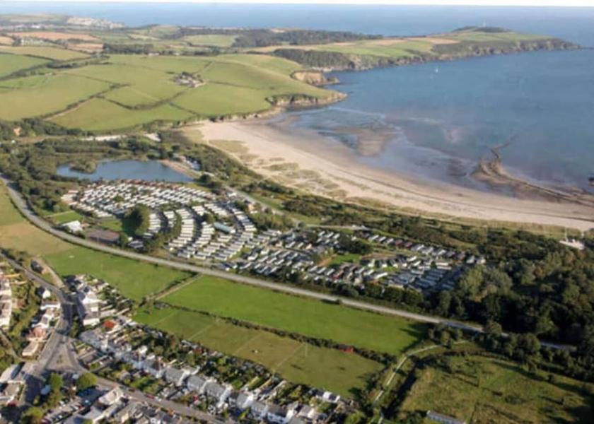 England Par Exterior Detail