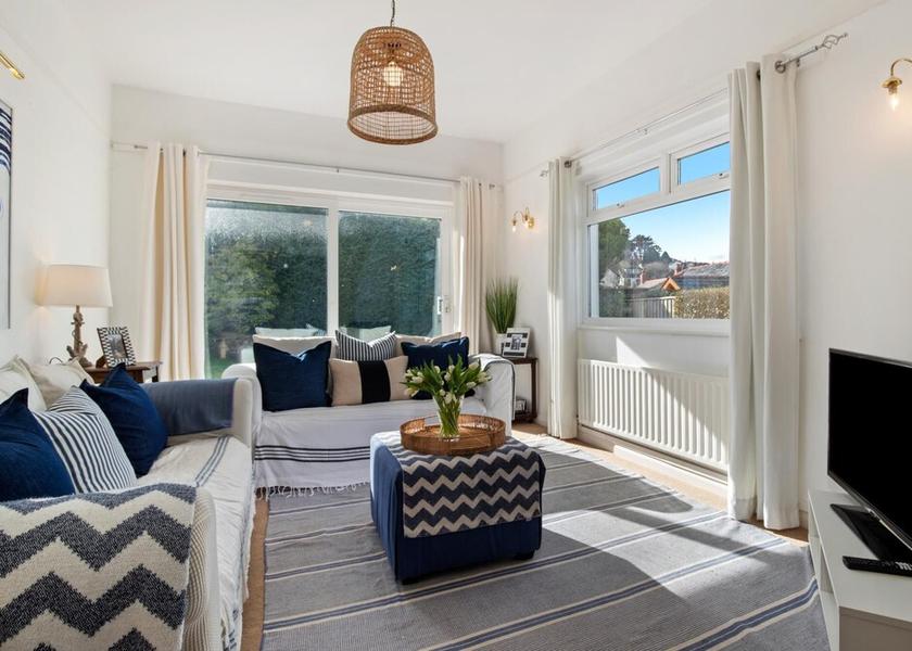 Wales Saundersfoot Room