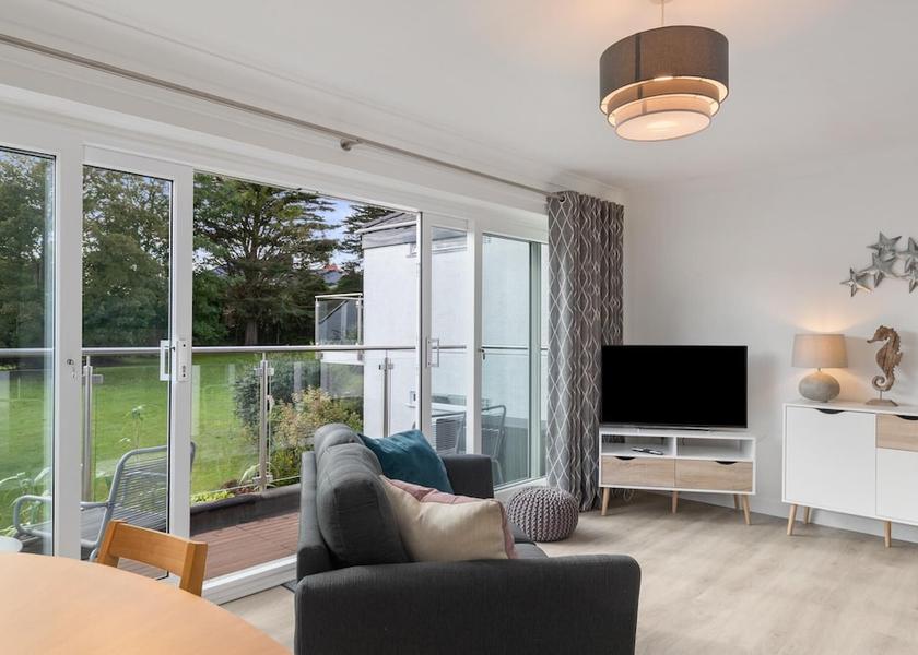 Wales Saundersfoot Room