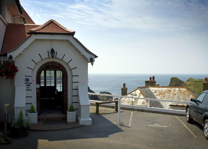 England Kingsbridge Entrance