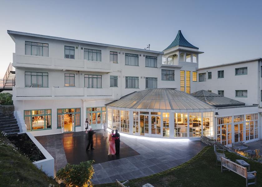 England Kingsbridge Exterior Detail