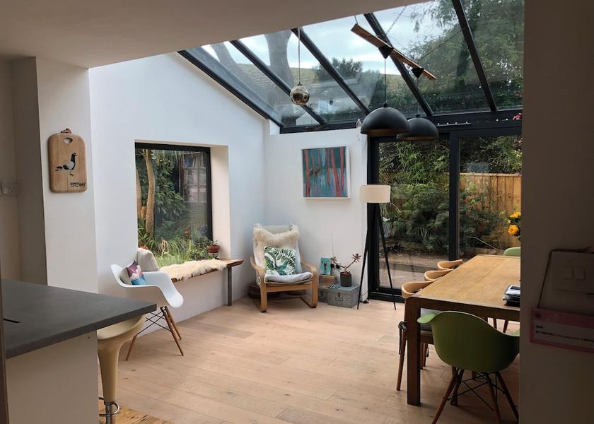 England Kingsbridge Interior Entrance