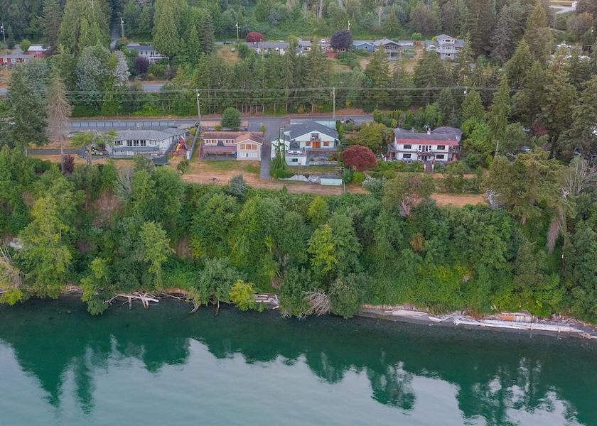 Washington Camano Island Facade