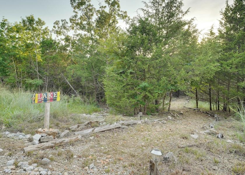 Missouri Blue Eye Interior Entrance