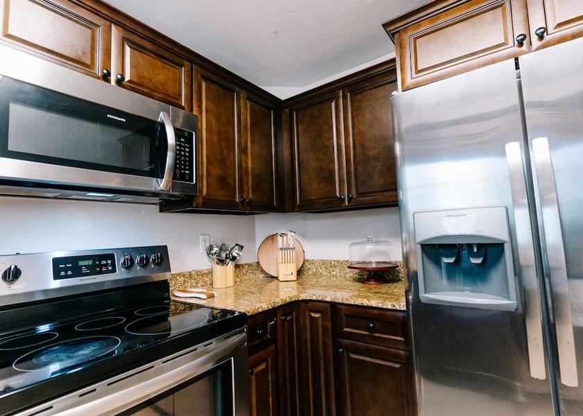 Florida Holly Hill Kitchen